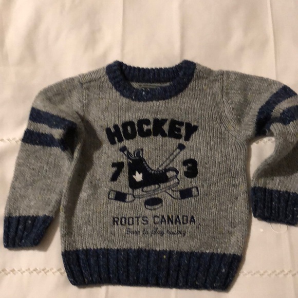 Roots kids and The Children’s Place size 2T - Picture 2 of 6